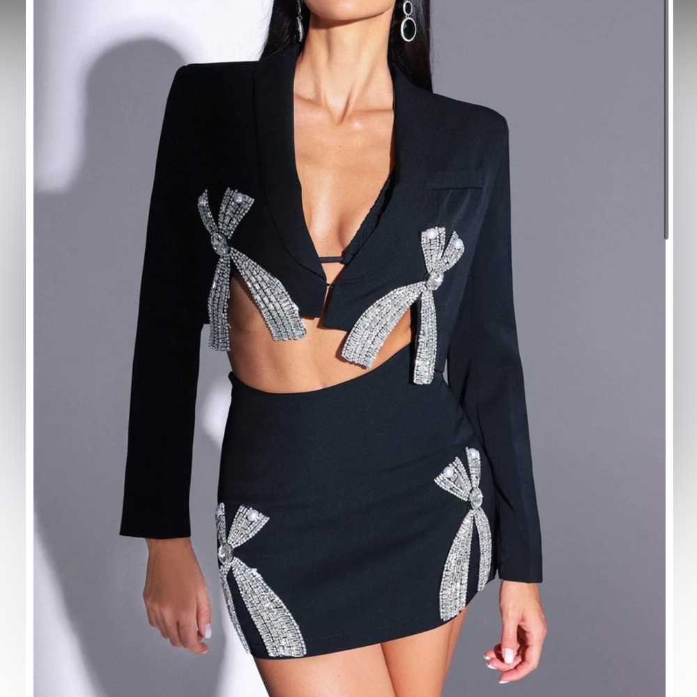 Embellished Bow Cutout
Cropped Blazer/Skirt set: INSPIRED BY AREA BRAND $1995